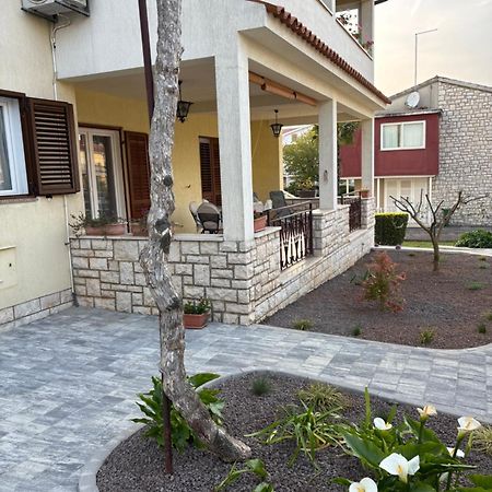Apartmani Darko 로비니 외부 사진