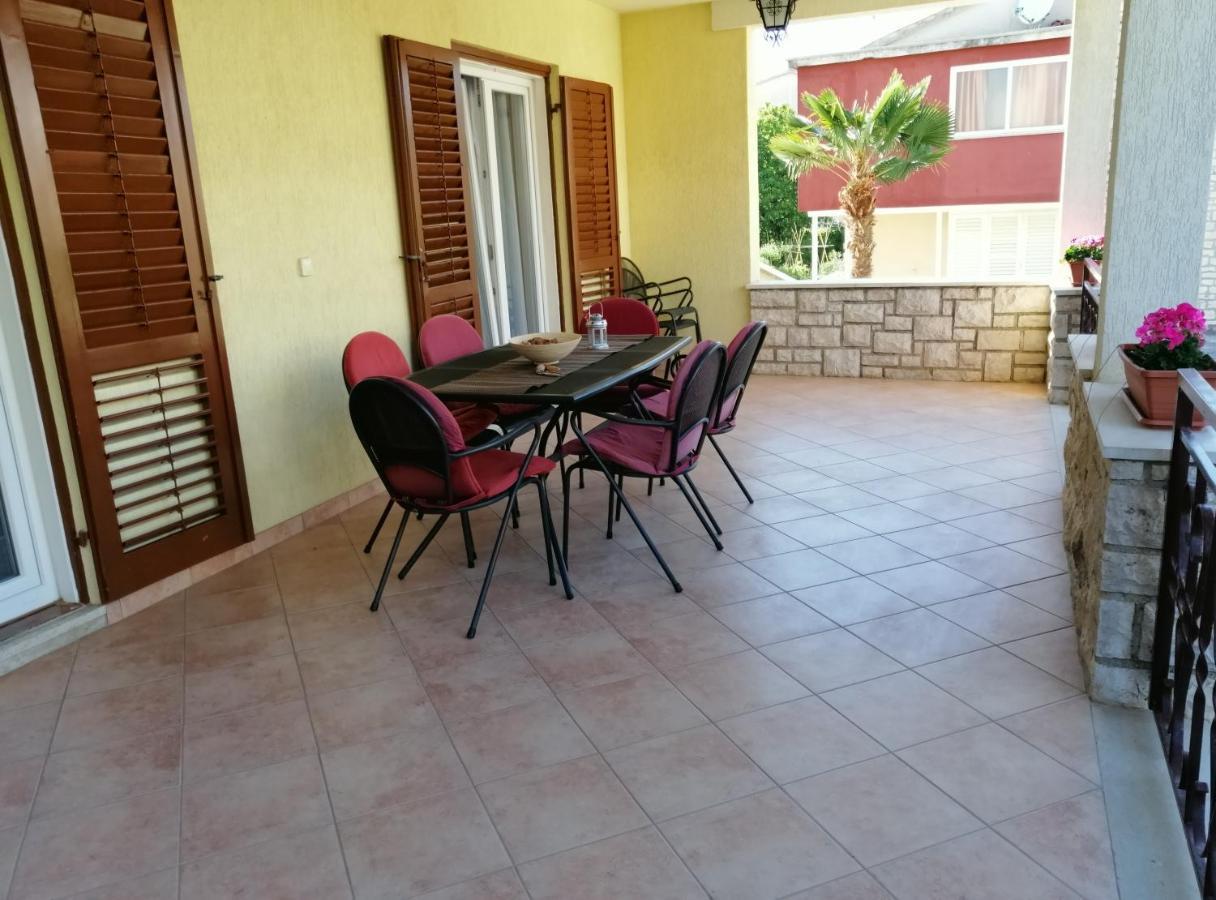 Apartmani Darko 로비니 외부 사진