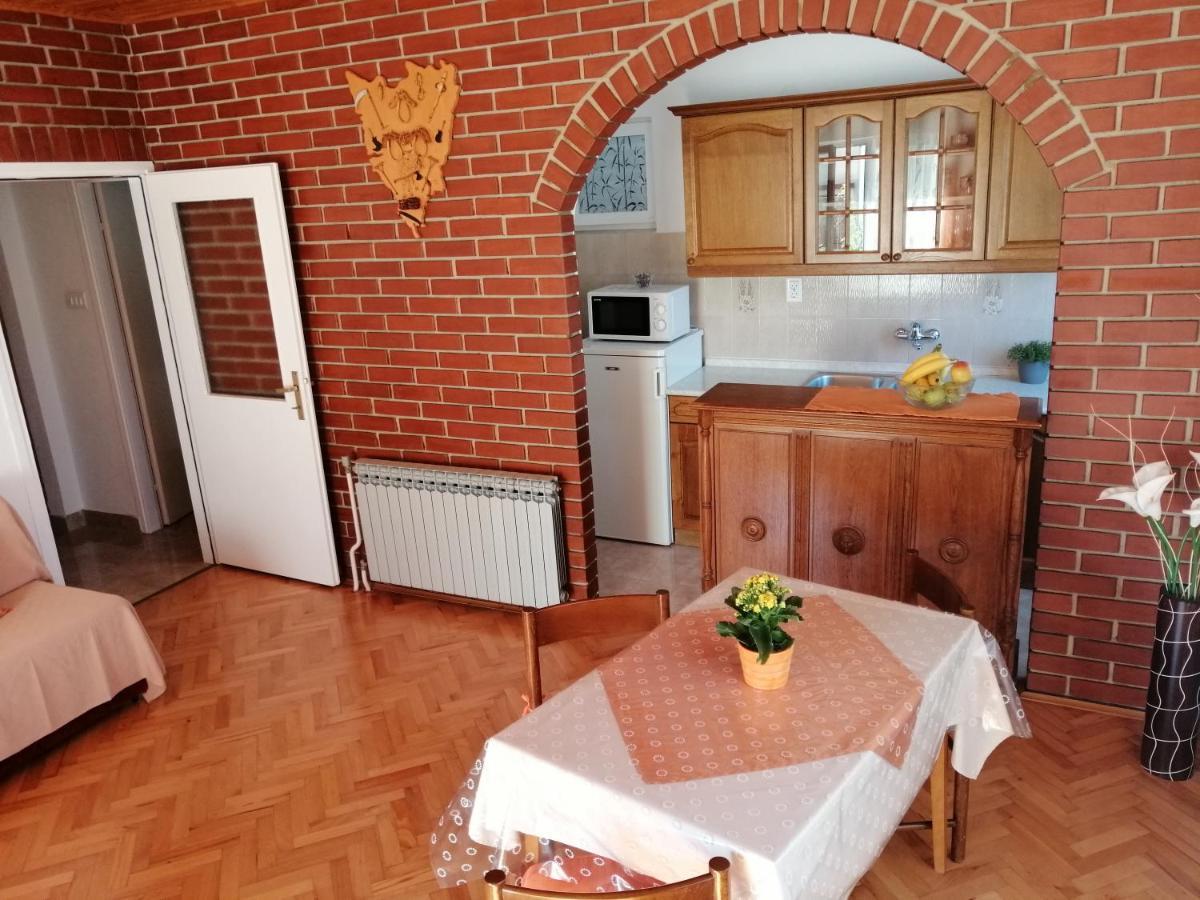 Apartmani Darko 로비니 외부 사진